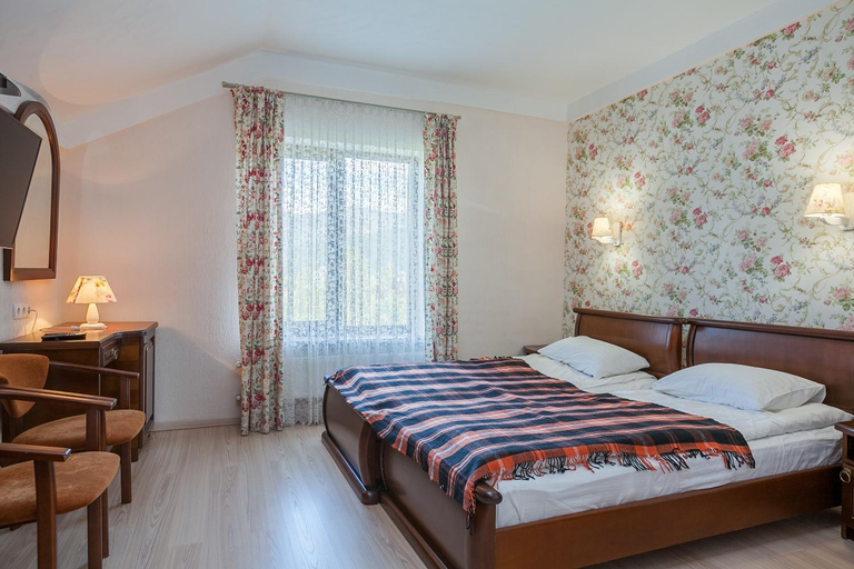 Bedroom 2, Villa Provans, Iaremchans'ka