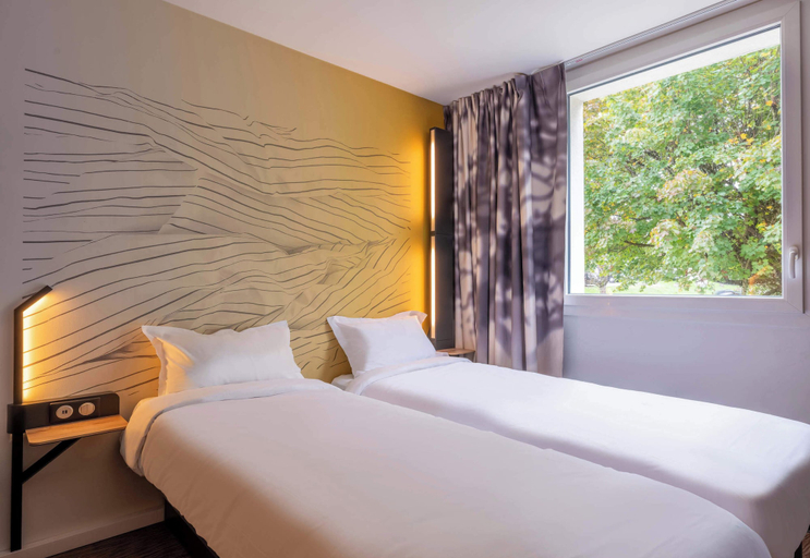 Bedroom 3, B&B Hotel Annecy Cran-Gevrier, Haute-Savoie