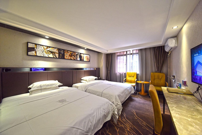 Bedroom 14