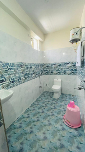Bathroom 2, Viswanadhuni's Antilia  Comfort Stay 3BHK, Ranga Reddy