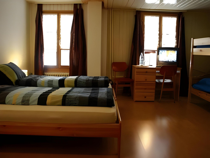 Bedroom 13