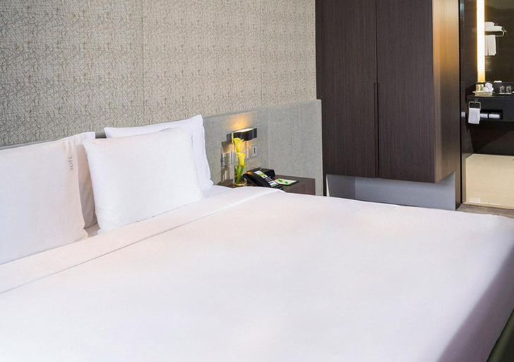 Bedroom 28