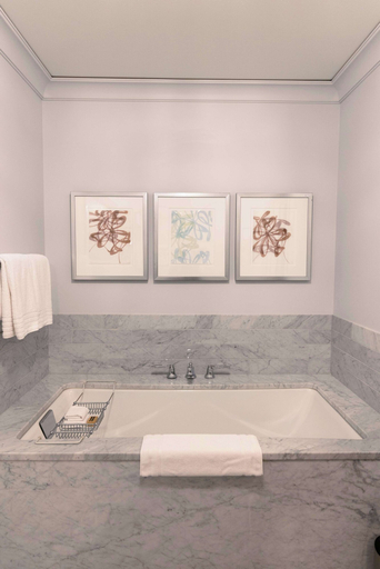 Bathroom 11