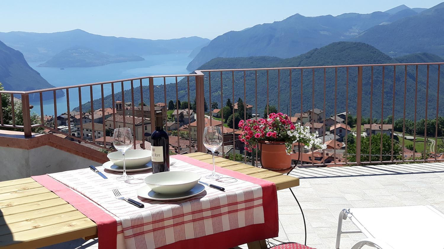 Home Iseo Lake, Bergamo