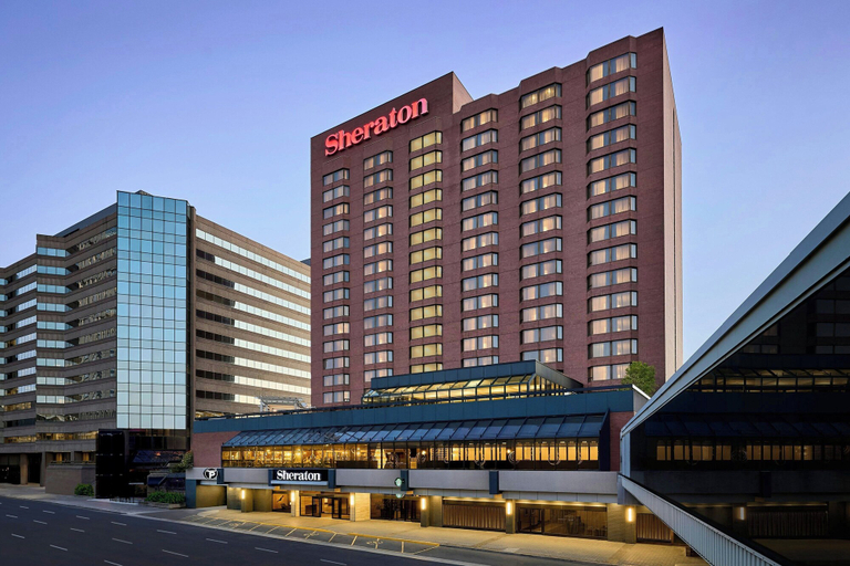 Exterior & Views 3, Sheraton Hamilton Hotel, Hamilton