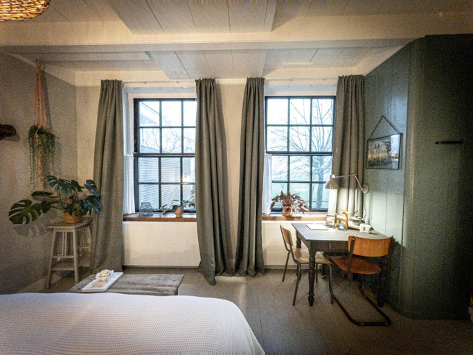 Bedroom, Bed & Breakfast [H]eerlijk!, Ter Aar