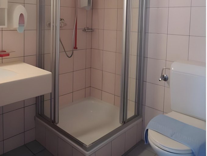 Bathroom 8