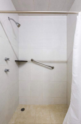 Bathroom 4, Howard Johnson by Wyndham Toluca, Otzolotepec