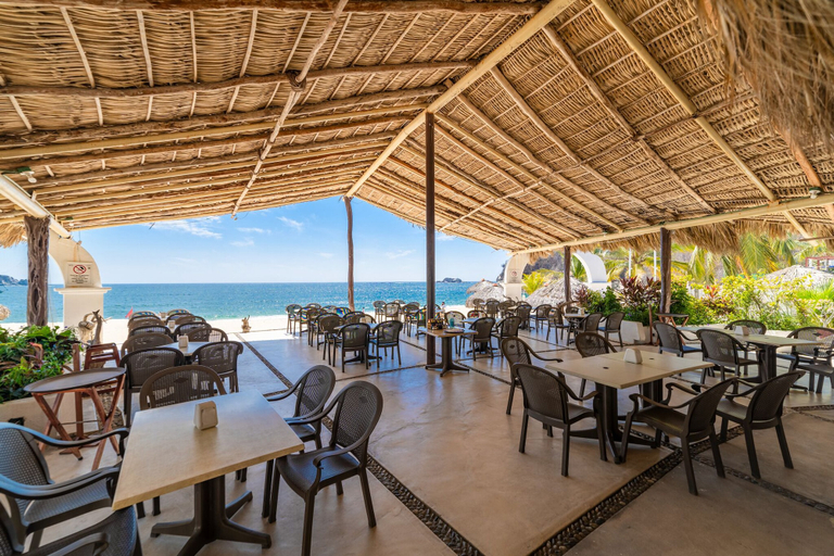 Food & Drinks 5, Hotel Castillo Huatulco & Beach Club, Dist. Pochutla