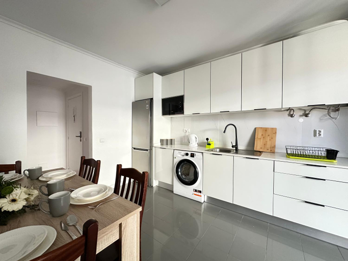 Others 4, Center Funchal - Rooms For Rent, Funchal