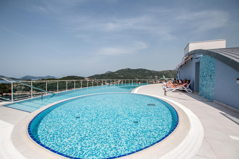 Sport & Beauty 2, Hotel Villa Paradiso, Pojezerje