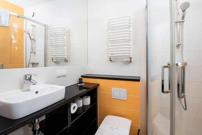 Bathroom 4, Sanatorium Uzdrowiskowe Baltyk, Kołobrzeg