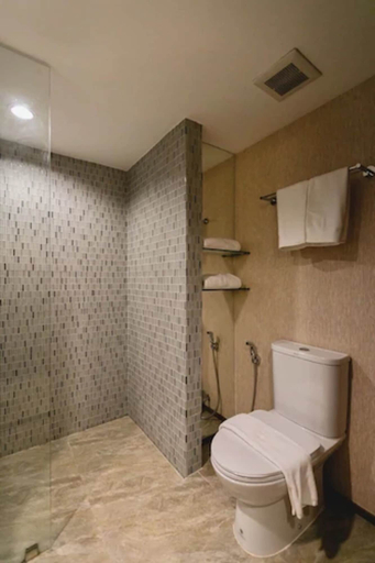 Bathroom 3
