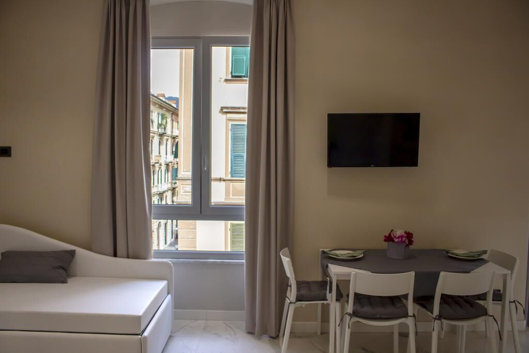 Bedroom 2, Fidelio, La Spezia