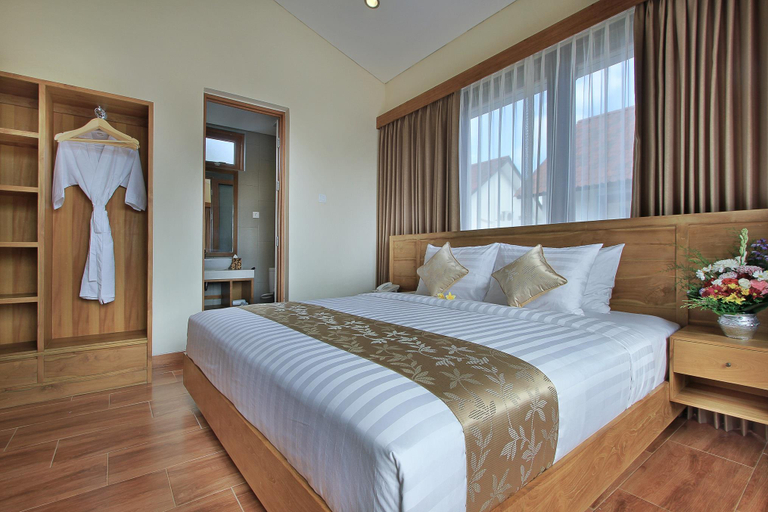 Bedroom 8