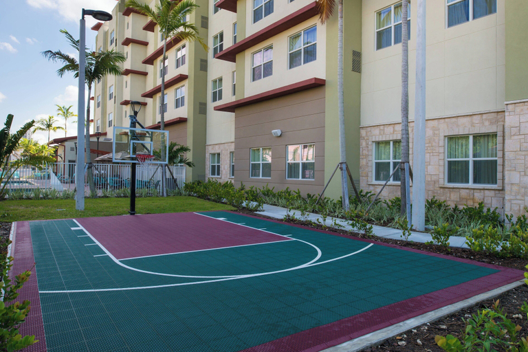 Exterior & Views 2, Residence Inn by Marriott Miami West / FL Turnpike, Miami-Dade
