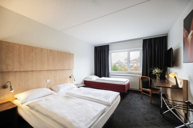 Bedroom 4, Good Morning + Bad Oldesloe, Stormarn