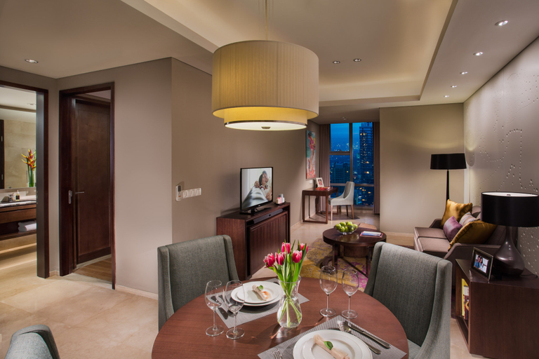 Dining Room 12