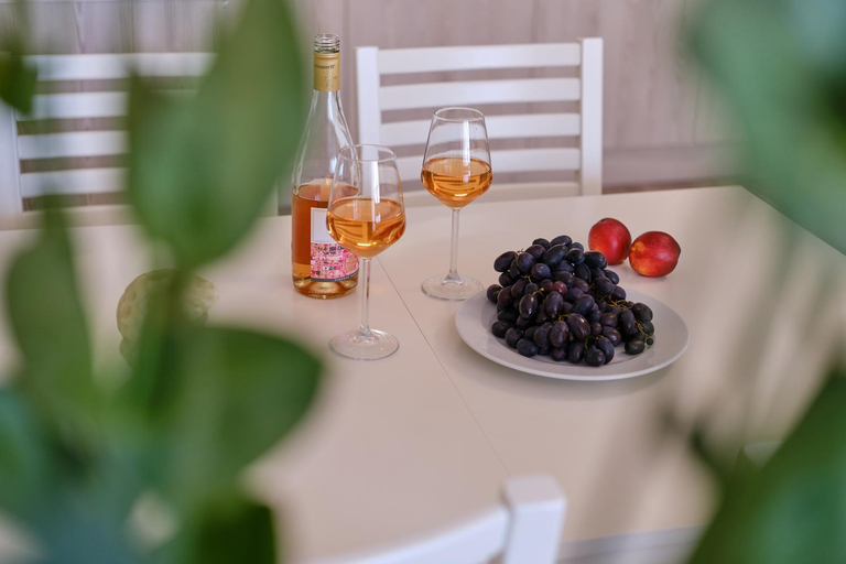 Food & Drinks 5, Dreams in La Mer, Varna