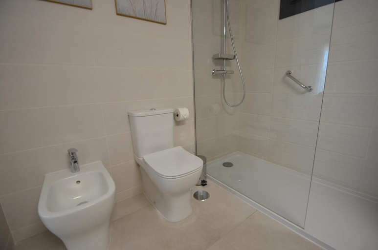 Bathroom 3, Los Flamencos EXCELLENT & SOLMARES, Huelva