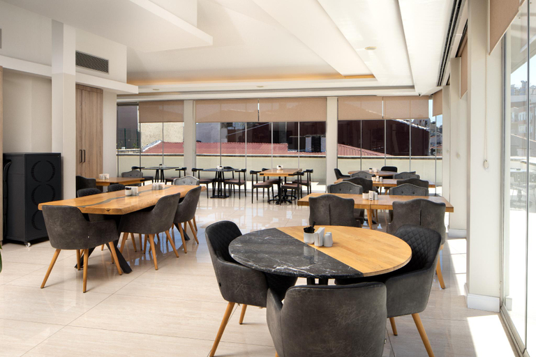 Food & Drinks 4, Atik Palace Hotel, Şişli