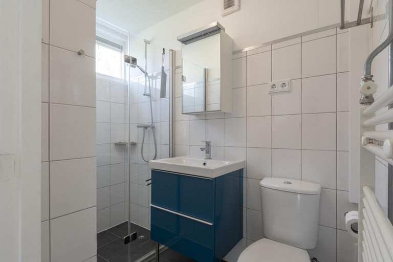 Bathroom, Bungalow near Dutch Beach and Bulb Fields, Zijpe