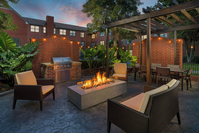 Food & Drinks 5, Residence Inn by Marriott Dallas Addison/Quorum Drive, Dallas