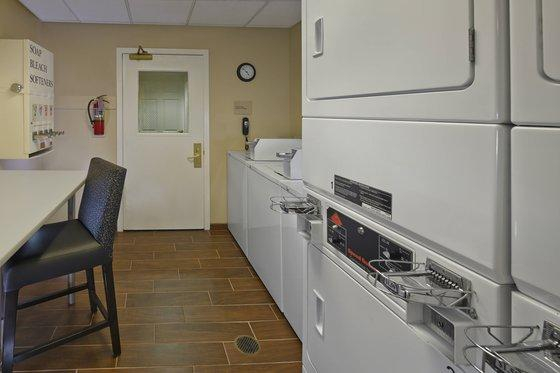 4, Red Roof Inn PLUS+ & Suites Tampa, Hillsborough
