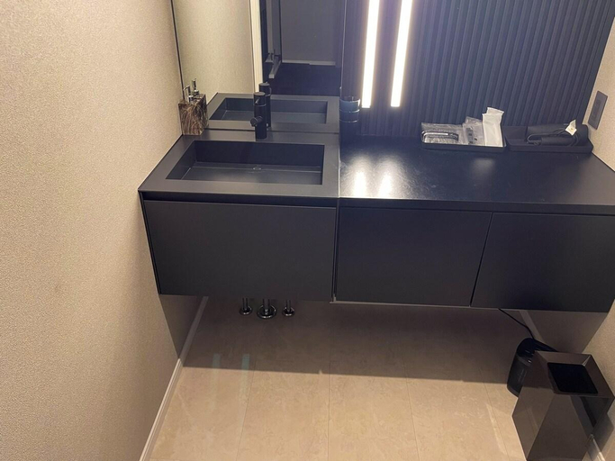 Bathroom 2, Luxury Villa with Fireplace Warmth and BBQ [taizen], Fujikawaguchiko