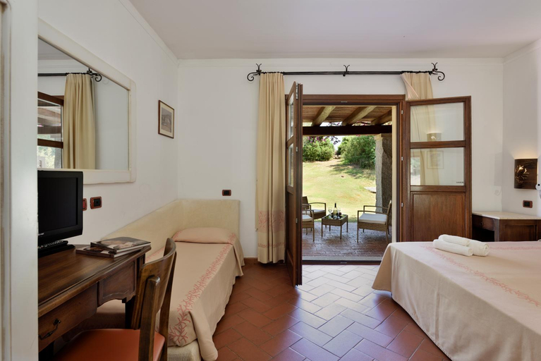 Bedroom 3, Hotel Abba & Murta, Ogliastra