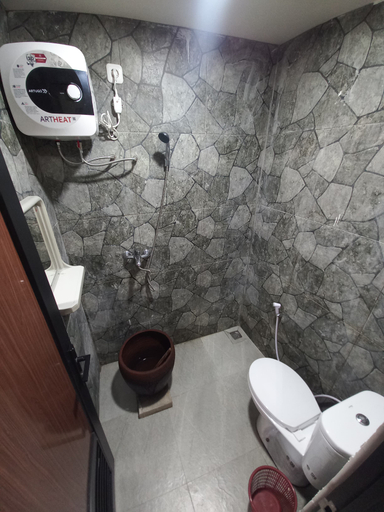 Bathroom 3, Anjasmoro Valley Wonosalam, Jombang