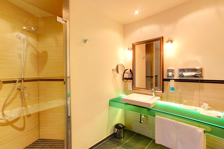 Bathroom 5, Best Western Plus Palatin Kongress Hotel, Rhein-Neckar-Kreis