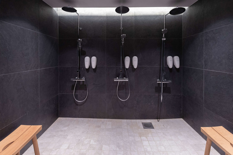 Bathroom 4, Scandic Helsinki Aviacongress, Uusimaa