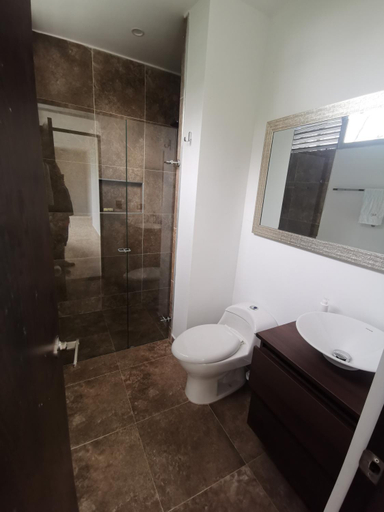 Bathroom, Montecarlo Club, La Mesa