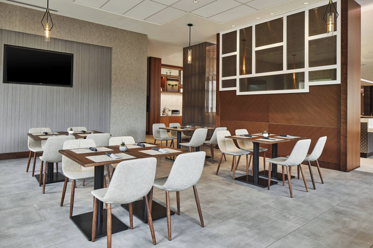 Food & Drinks 5, AC Hotel by Marriott Atlanta Airport Gateway, Clayton