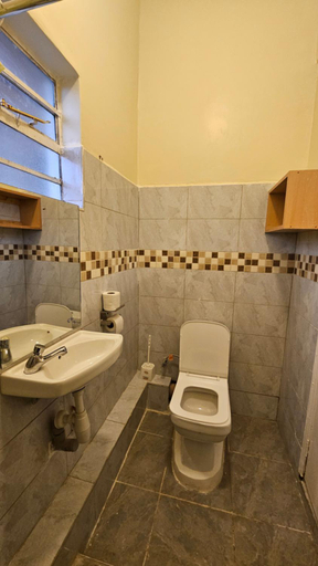 Bathroom 3, Lulu's Suites Valley Arcade LImited, Dagoretti North
