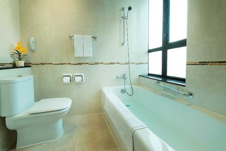 Bathroom 4, Synloc Tower, Kowloon