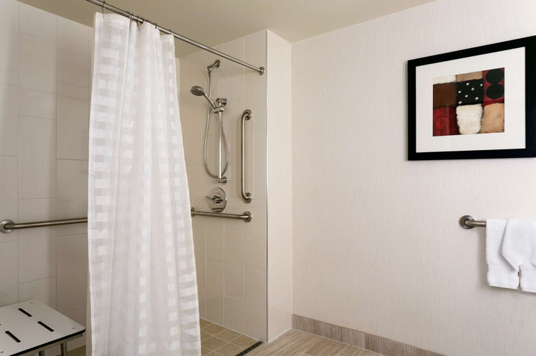 Bathroom 17