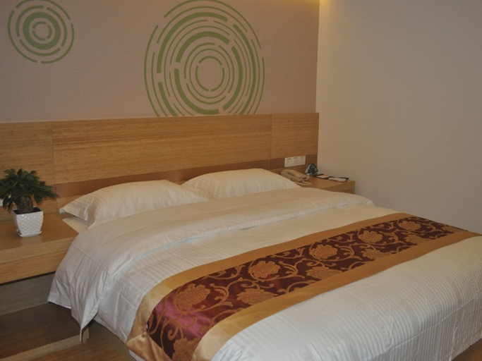 Bedroom, GreenTree Inn, Beijing
