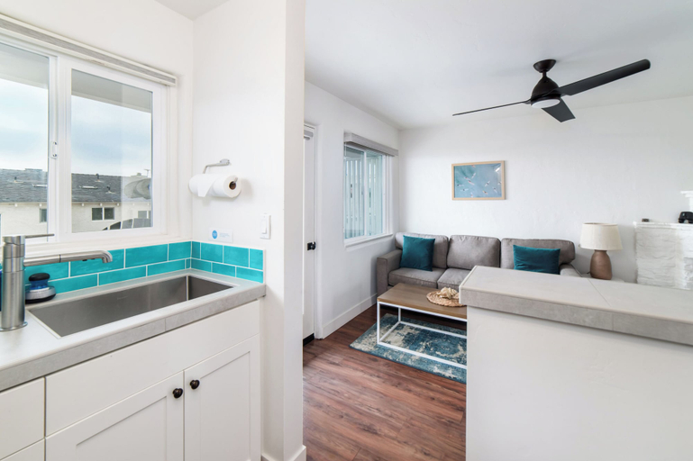 Bathroom 3, The Pacific Villas, San Diego