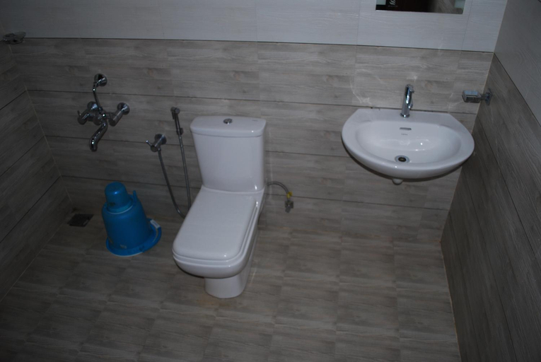 Bathroom 8