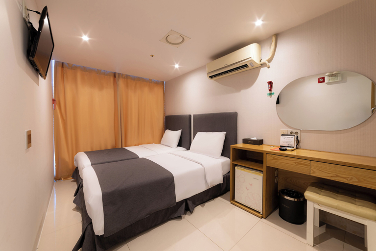 Bedroom 11