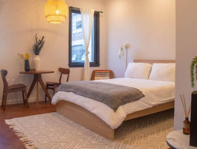 Bedroom 3, Kestrel Hotel, Philadelphia
