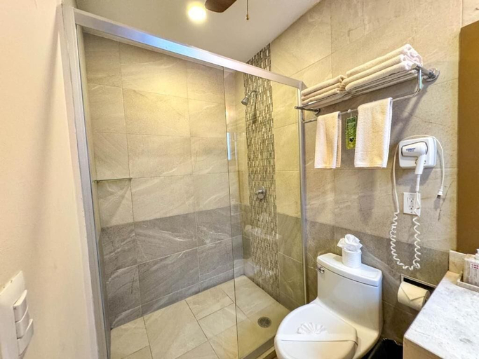 Bathroom 4