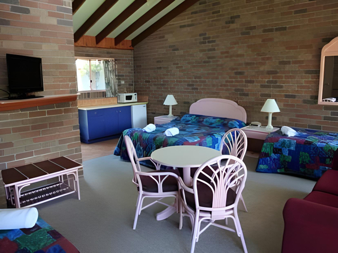 Others 5, Crescent Head Resort, Kempsey