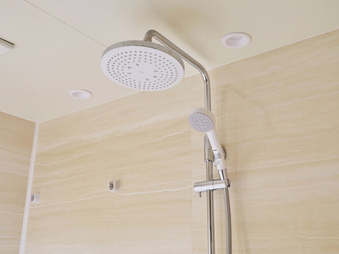 Bathroom 12