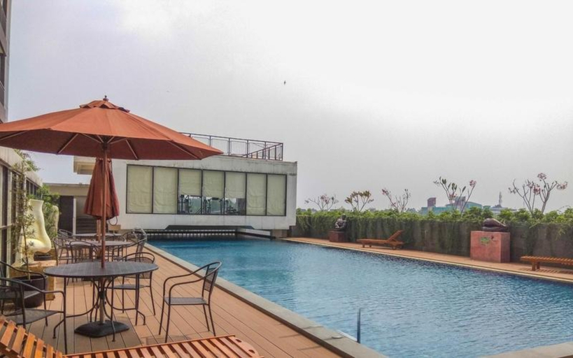 Others 2, Cozy Studio Room at Dave Apartment By Travelio, Depok