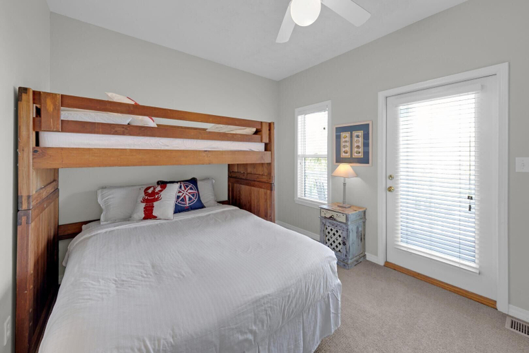 Bedroom 3, Pops Place, Walton