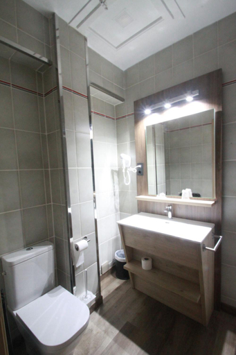 Bathroom 2, Hotel, H de l'Anton, Tarragona