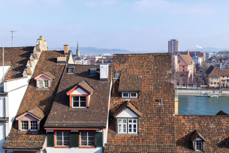 Exterior & Views 22